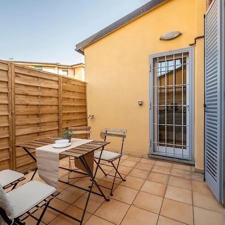 Bolognacentro 2bedr And Terrace Near Station Apartment Bologna
