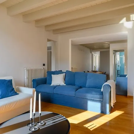 Bolognacentro 2bedr And Terrace Near Station Bologna