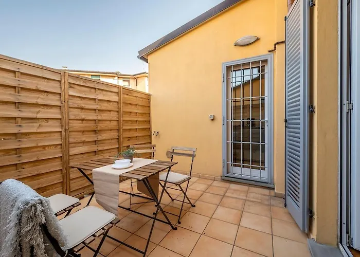 Bolognacentro 2bedr&terrace Near Station Appartamento Bologna